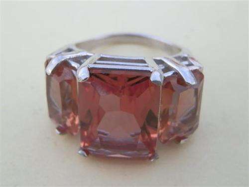 WAS R565!!  Stunning solid sterling silver color changing Zultanite ring - weight 9.1 g.