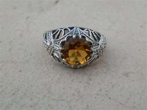 Magnificent solid sterling silver 1 ct citrine filigree ring - weight 3.8 g.