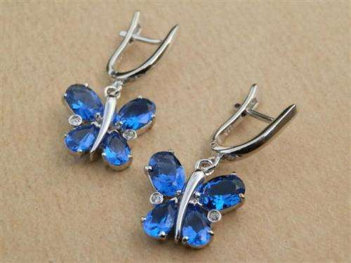Charming solid sterling silver earrings - weight 5.94 g.