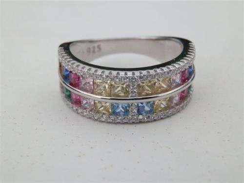 Awesome solid sterling silver multi gem ring - weight 5.41 g.