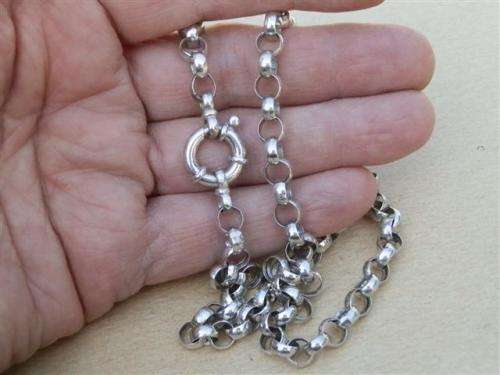 Fabulous solid sterling silver necklace with Signoretti clasp - weight 17.94 g.