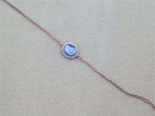 Charming solid sterling silver cameo bracelet - weight 2.69 g.