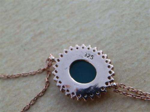 Charming solid sterling silver cameo bracelet - weight 2.69 g.