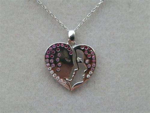 Fabulous solid sterling silver ruby en topaz necklace - weight 2.39 g.