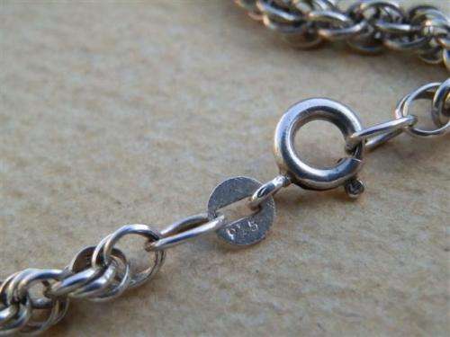 Awesome heavy solid sterling silver rope chain and a large filigree heart pendant - weight 21.94 g.