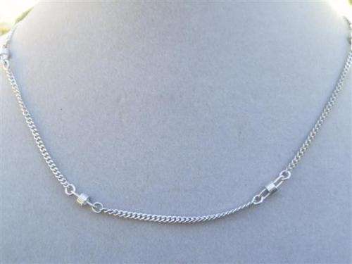 Fabulous solid sterling silver fancy necklace - weight 11.1 g.