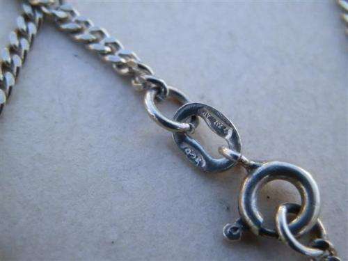 Fabulous solid sterling silver fancy necklace - weight 11.1 g.