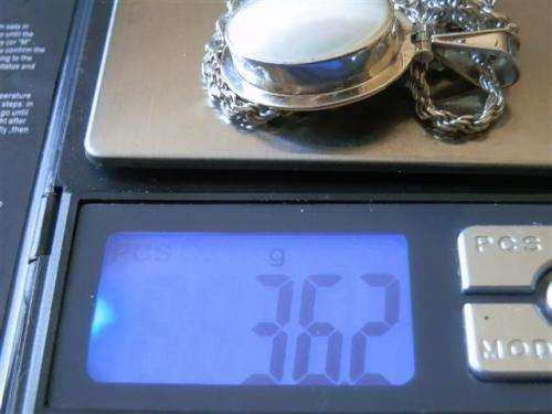 Exquisite solid sterling silver vintage Italian chain and Mexican pendant - weight 36.2 g.