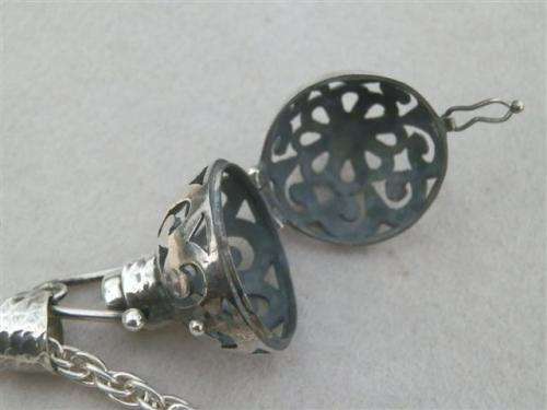 Exquisite solid sterling silver citrine ball pendant on a rope chain - weight 22.9 g.