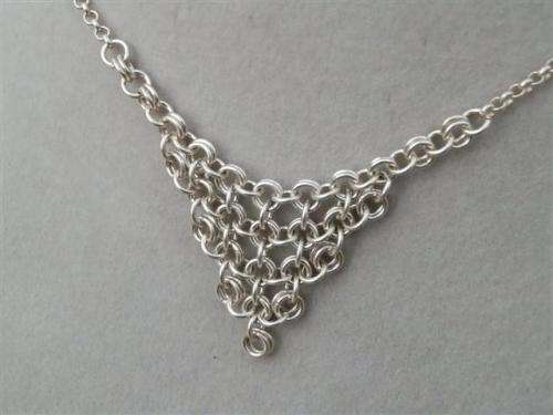 Smashing vintage solid sterling silver Italian necklace - weight 16.9 g.
