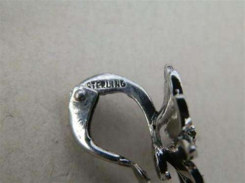 Stunning vintage solid sterling silver clip-on earrings - weight 3.9 g.