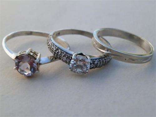 Fabulous solid sterling silver ring lot (2) - weight 5.4 g.