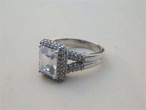 Fabulous solid sterling silver cubic ring - weight 6 g.