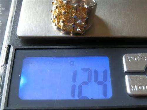 Spectacular heavy solid sterling silver ring - weight 12.4 g.