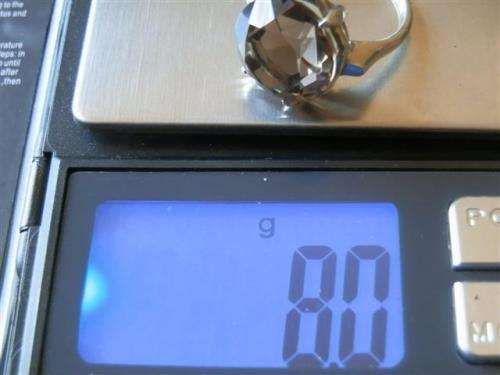 Superb solid antique sterling silver smokey topaz ring - weight 8 g.