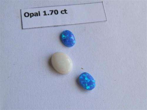 Nice selection of semi precious stones, including Morganite, Opal, Kunzite, etc - more than 110 ct.