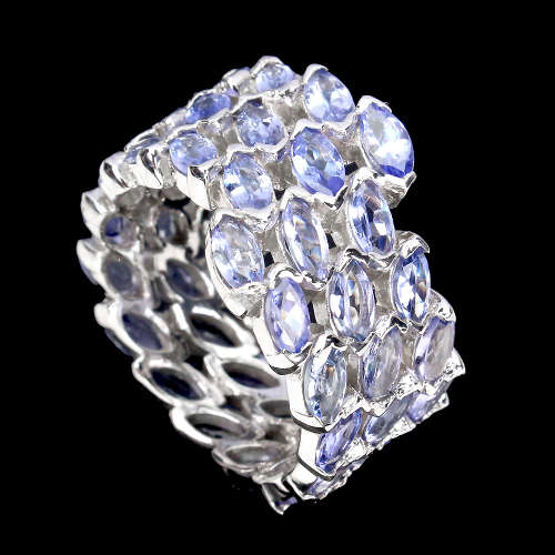 Exquisite 14 ct white gold over solid sterling silver natural Tanzanite ring