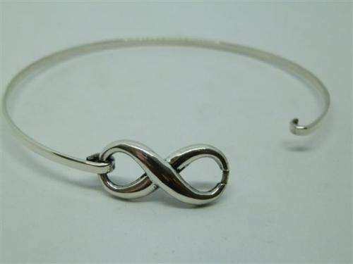 Marvelous solid sterling silver infinity bracelet