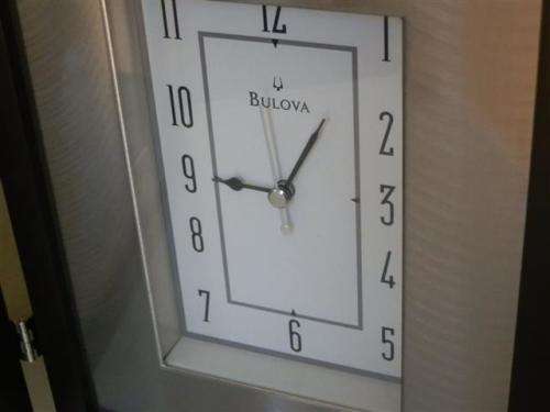 Bulova picture frame clock