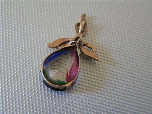 Elegant old vintage solid 9 ct rose gold Rhinestone pendant