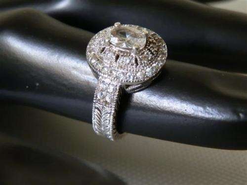 Gorgeous solid925 sterling silver ring