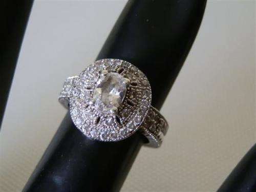Gorgeous solid925 sterling silver ring