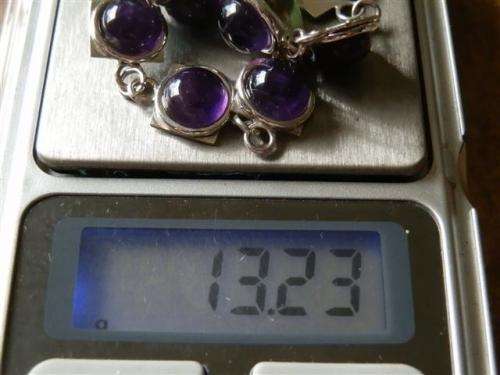 Astonishing solid sterling silver amethyst bracelet - weight 13.23 g.