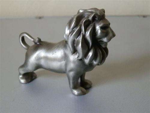 Heavy solid silver metal lion figurine - 380 g.