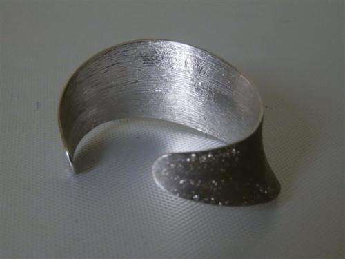 Stunning Solid Sterling Silver Italian `Magie` Designer`s Bangle - weight 24.29 g.