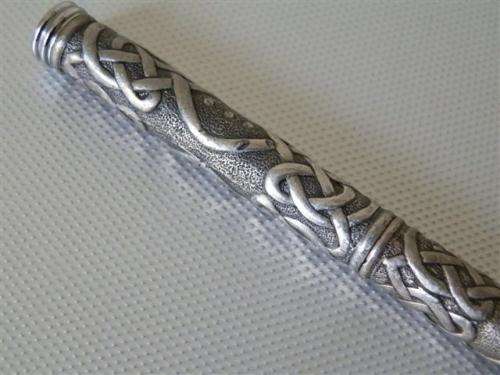 Heavy vintage decorated silver ballpont pen - weight 56.30 g.