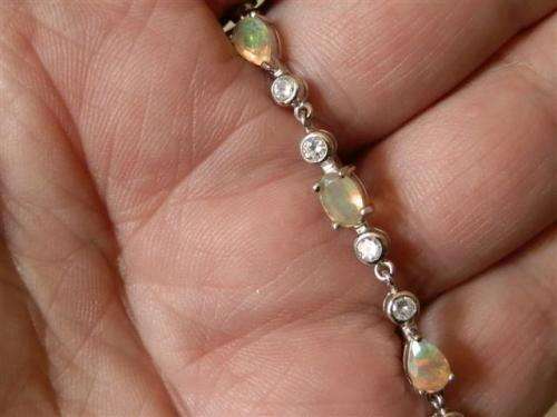 Elegant solid sterling silver white gold natural Fire Opal bracelet - weight 3.85 g.