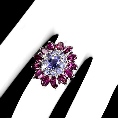 Stunning Solid 925 Silver Garnet Ring 14k White Gold Plate Ensure no Tarnish or Colour Change