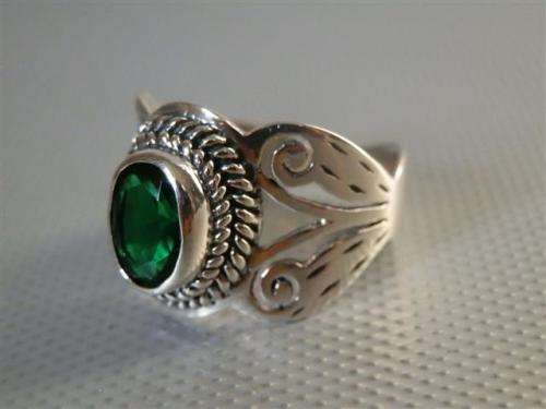 Smashing Solid Sterling Silver Ring - weight 6.30 g