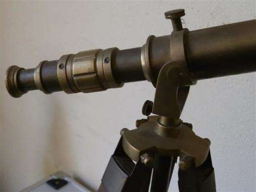 Old Brass Telescope on Wood and Brass Tripot Sales Sample - in perfect working condition