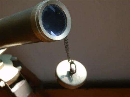 Old Brass Telescope on Wood and Brass Tripot Sales Sample - in perfect working condition