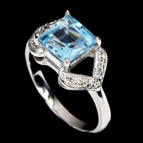 Natural Earth Mined Sky Blue Topaz Ring Solid Sterling Silver 14 ct White Gold, no Tarnish