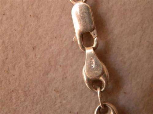 Sturdy Solid Sterling Silver Gucci Link Necklace - weight 14.5 g.