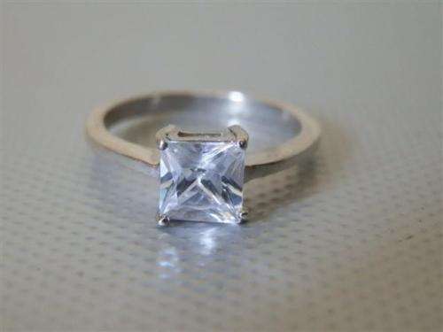 Gorgeous Solid Sterling Silver Ring