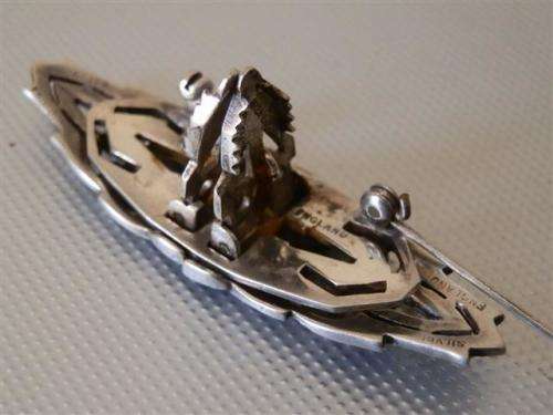 Fabulous Large Vintage Art Deco Solid Sterling Silver Brooch/Collar Clips - weight 17.2 g