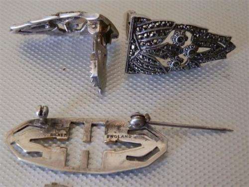 Fabulous Large Vintage Art Deco Solid Sterling Silver Brooch/Collar Clips - weight 17.2 g