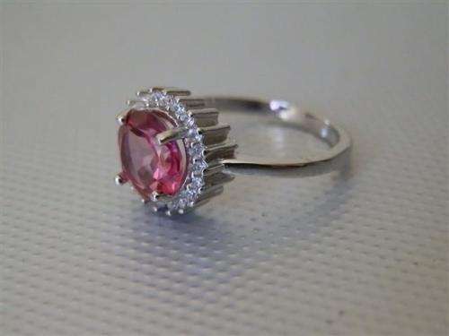 Natural 2.5 Pink Topaz Ring in Solid Sterling Silver 14 ct White Gold, no Tarnish
