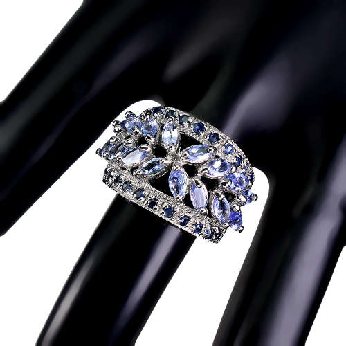 Astonishing Natural Tanzanite and Blue Sapphire Solid Sterling Silver Ring - weight 8.21 g