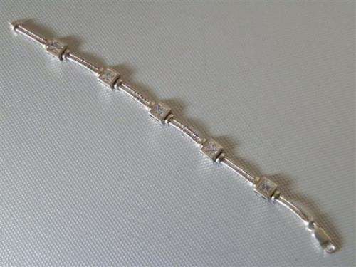 Dazzling Solid Sterling Silver Bracelet - weight 14.1 g