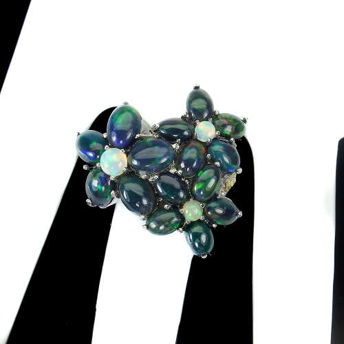 Smashing 7 ct Natural Black Opal Solid Sterling Silver Ring - weight 7.62 g