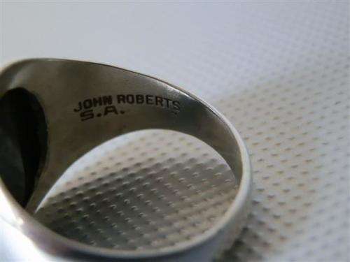 Very Nice Solid Sterling Silver Onyx Men`s Ring - weight 8.4 g