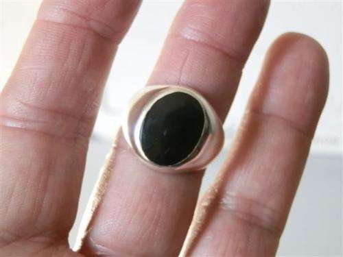 Very Nice Solid Sterling Silver Onyx Men`s Ring - weight 8.4 g