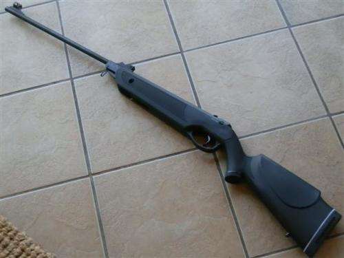 Model #90 - `Marksman`  Air Rifle .177 Cal with 4 x 32mm Scope and Mounts - Working Condition