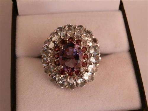 Stunning 3 ct Aquamarine and 2 ct Amethyst Solid Sterling Silver Cluster Ring - weight 8.09 g