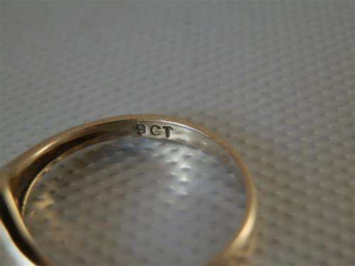 9 ct Yellow Gold Diamond Ring