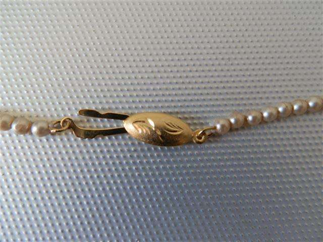 Lovely Vintage Pearl Necklace